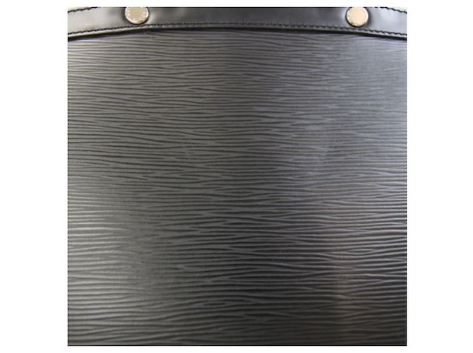 Borsa a tracolla Louis Vuitton Epi Leather GM M40332 Noir Black Nero - vista 6