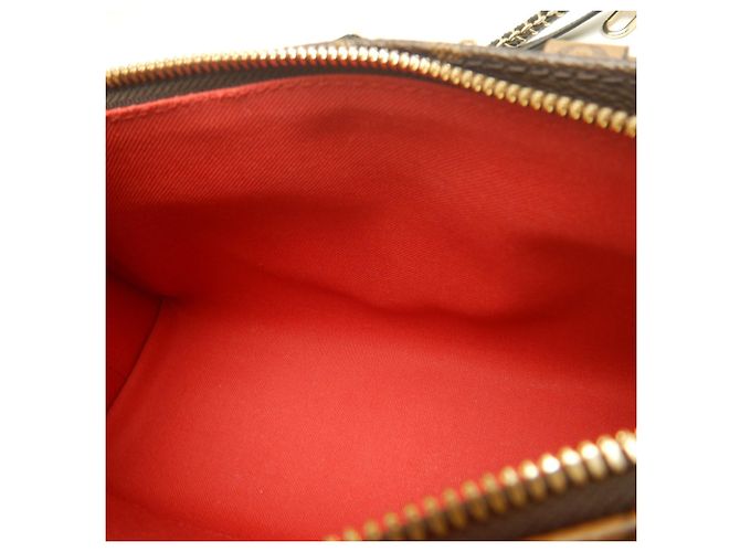 Bolso de mano OnTheGo EW con cadena Monogram Reverse Louis Vuitton Castaño - vista 15