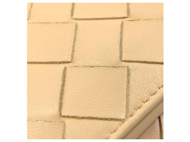 Cartera tri-fold de piel beige Bottega Veneta - vista 4