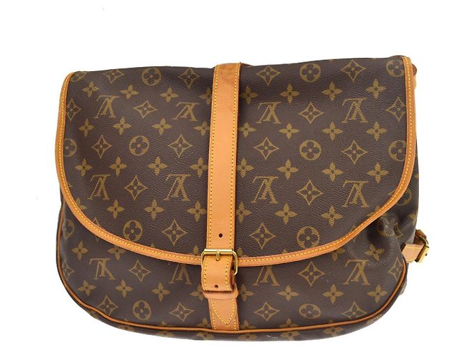 Louis Vuitton Saumur Monogram Canvas 35 Castaño - vista 2