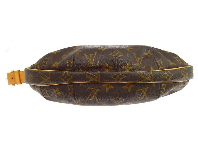 Louis Vuitton Croissant Monogram Canvas MM Castaño - vista 7