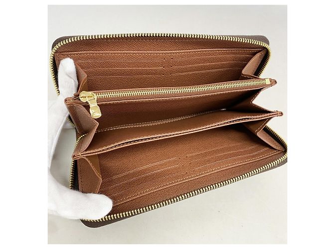Louis Vuitton Monogram Zippy Wallet M42616 Brown - view 3