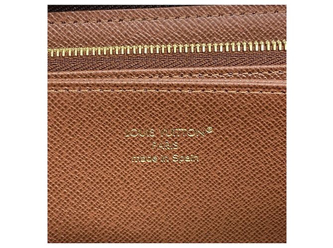 Louis Vuitton Monogram Zippy Wallet M42616 Brown - view 4