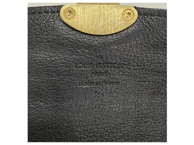 Louis Vuitton Mahina Portefeuille Iris Long Wallet Negro - vista 4