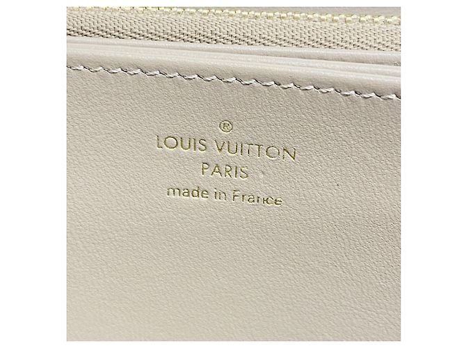 Carteira Zippy Louis Vuitton Monogram Embossed Taupe - vista 4