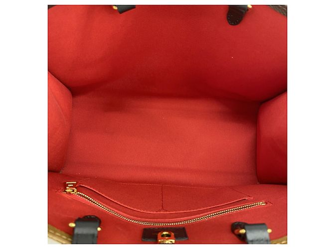 Borsa Tote Louis Vuitton Monogram Giant Reverse OnTheGo MM Marrone - vista 4