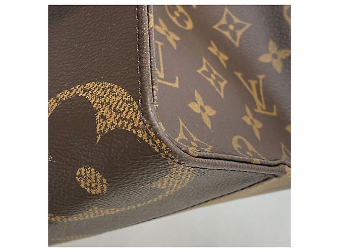 Borsa Tote Louis Vuitton Monogram Giant Reverse OnTheGo MM Marrone - vista 6