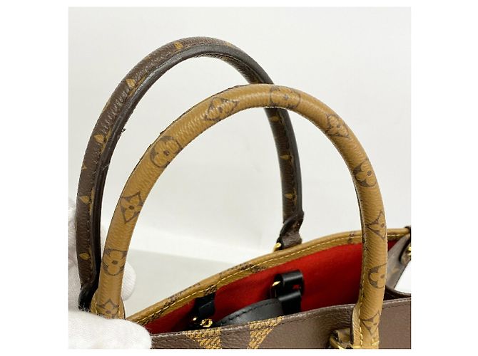 Borsa Tote Louis Vuitton Monogram Giant Reverse OnTheGo MM Marrone - vista 8