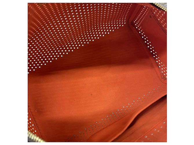 Sac à main Louis Vuitton Monogram Perfo Speedy 30 Orange - vue 4