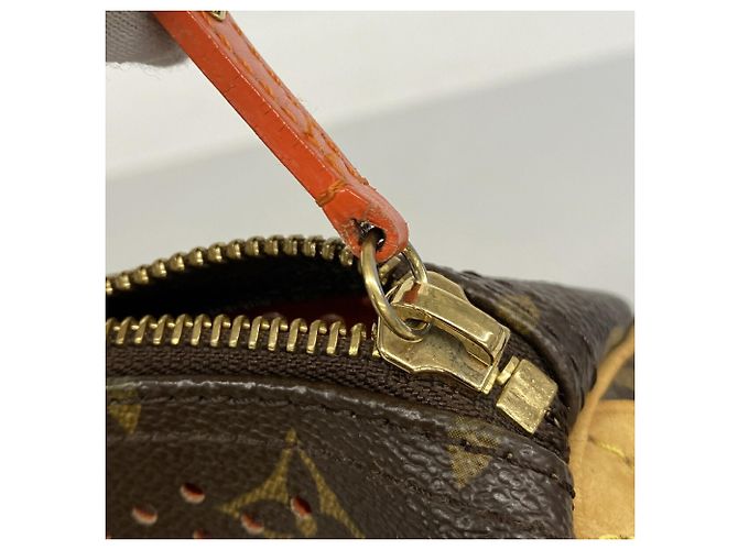 Sac à main Louis Vuitton Monogram Perfo Speedy 30 Orange - vue 8