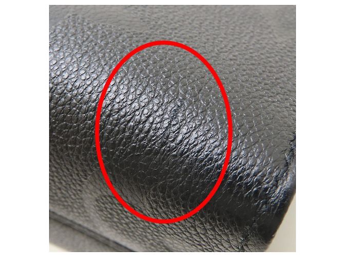 Bolsa Louis Vuitton Monogram Empreinte OnTheGo PM Preto - vista 6