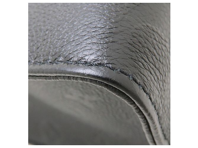 Bolsa Louis Vuitton Monogram Empreinte OnTheGo PM Preto - vista 7