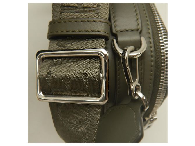 Sac bandoulière Camera Bag Loewe en Khaki Kaki - vue 12