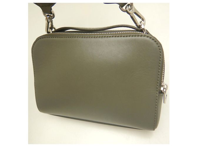 Sac bandoulière Camera Bag Loewe en Khaki Kaki - vue 8