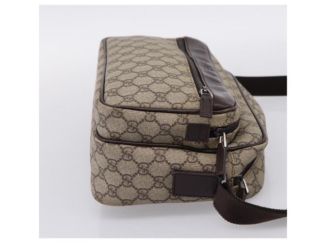 Bolsa Messenger Gucci com bolso frontal com zíper em GG Coated Canvas medium Bege - vista 4