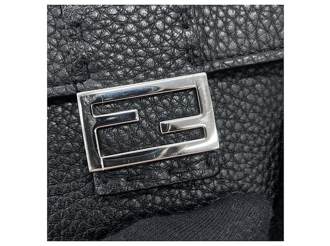 Borsa a spalla Fendi Selleria Baguette Clutch Nero - vista 9