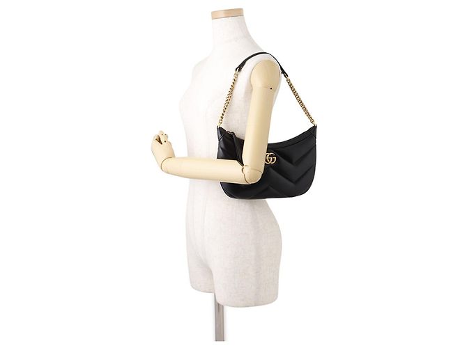 Borsa a tracolla Gucci GG Marmont Small in pelle matelassé Nero - vista 4