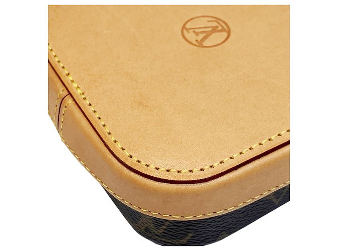 Louis Vuitton Boite Camille PM Marrom - vista 9