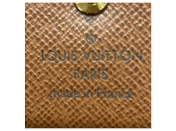 Louis Vuitton Multicles 6 Key Case Brown - view 4