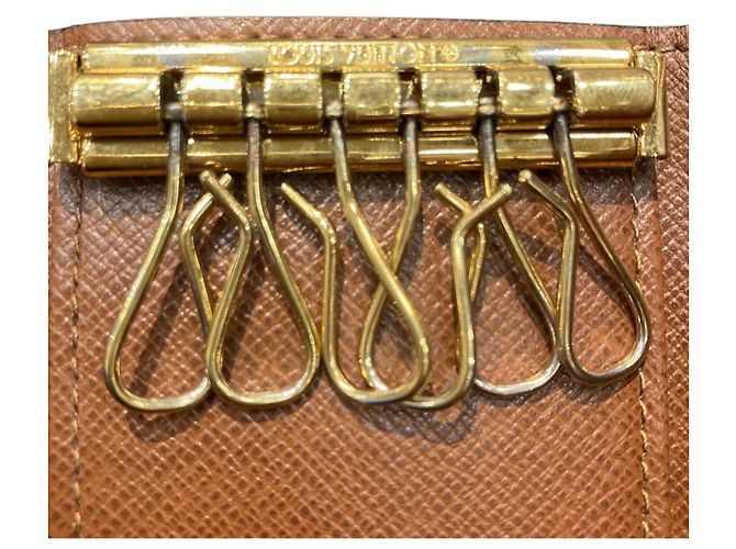 Louis Vuitton Multicles 6 Key Case Brown - view 5