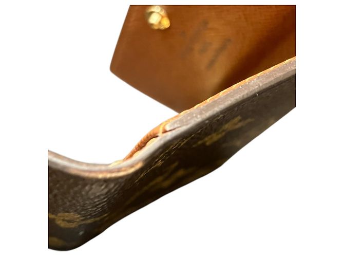 Louis Vuitton Multicles 6 Key Case Brown - view 6
