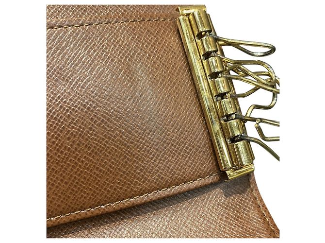 Louis Vuitton Multicles 6 Key Case Brown - view 8