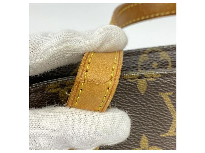Bolso Louis Vuitton Monogram Vavin PM Castaño - vista 9