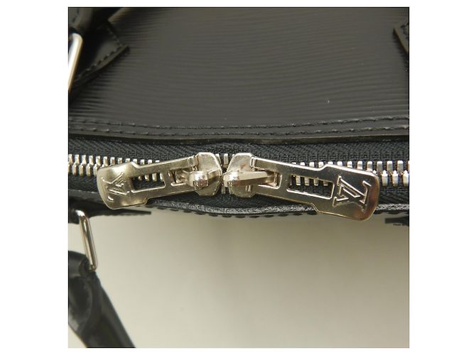 Bolsa Louis Vuitton Epi Alma GM Preto - vista 12