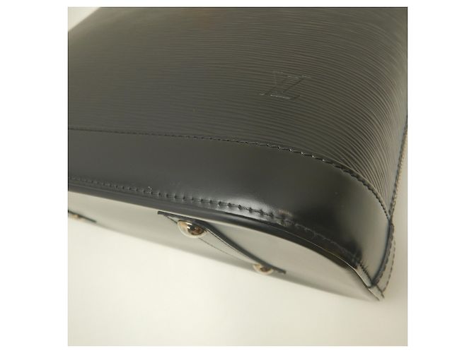 Bolsa Louis Vuitton Epi Alma GM Preto - vista 14