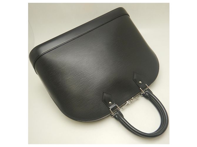 Bolsa Louis Vuitton Epi Alma GM Preto - vista 3