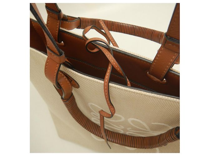 Saco Tote Loewe em lona e couro bege e castanho Marrom - vista 11
