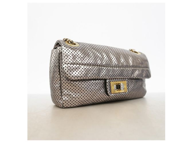 Bolsa de ombro Chanel em couro prateado Prata - vista 2