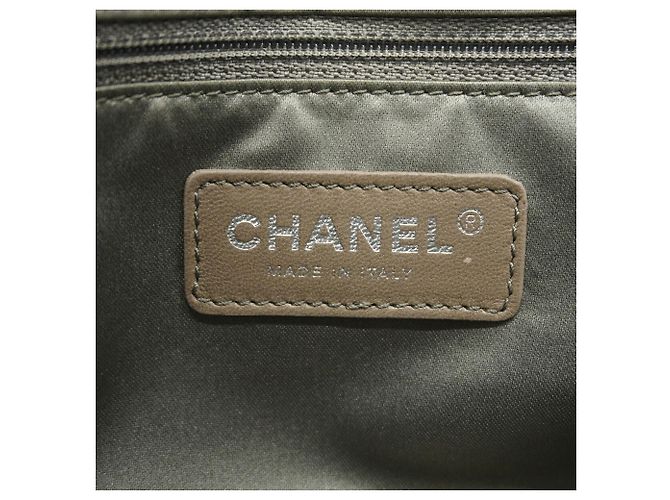 Bolsa de ombro Chanel em couro prateado Prata - vista 5