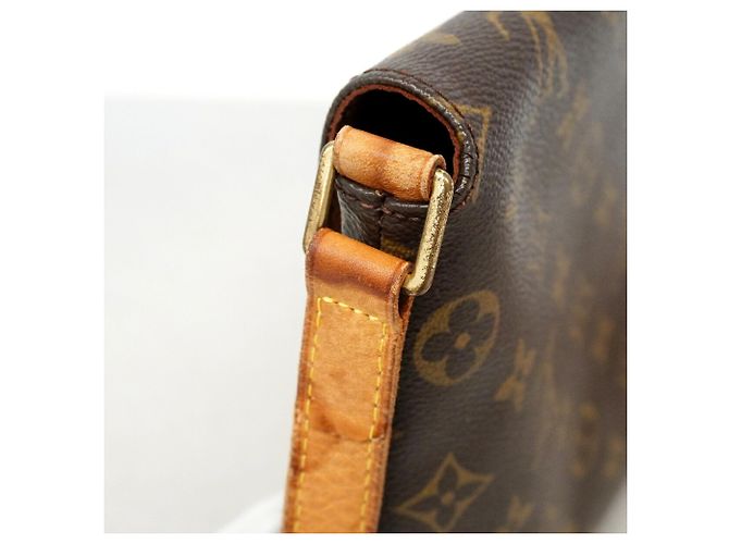 Bolsa de Ombro Louis Vuitton Monogram Musette Tango Marrom - vista 9