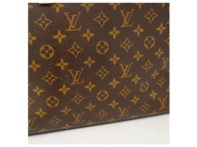 Louis Vuitton Monogram Luco Tote Bag Brown - view 10