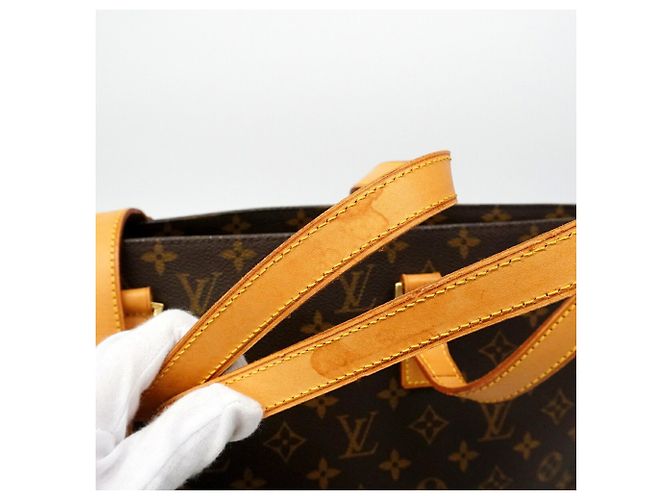 Louis Vuitton Monogram Luco Tote Bag Brown - view 8