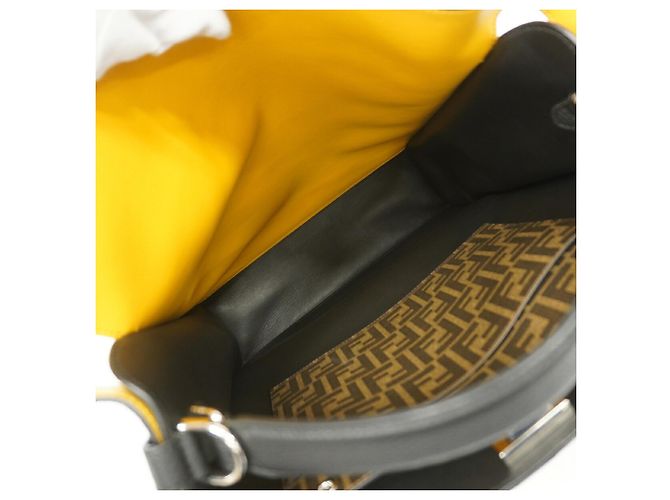 Borsa a mano Fendi Peekaboo I.U in pelle Nero - vista 4