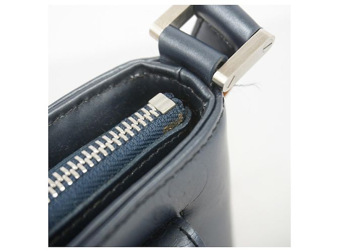 Bolso de hombro Louis Vuitton Monogram Mat Alston Azul - vista 9