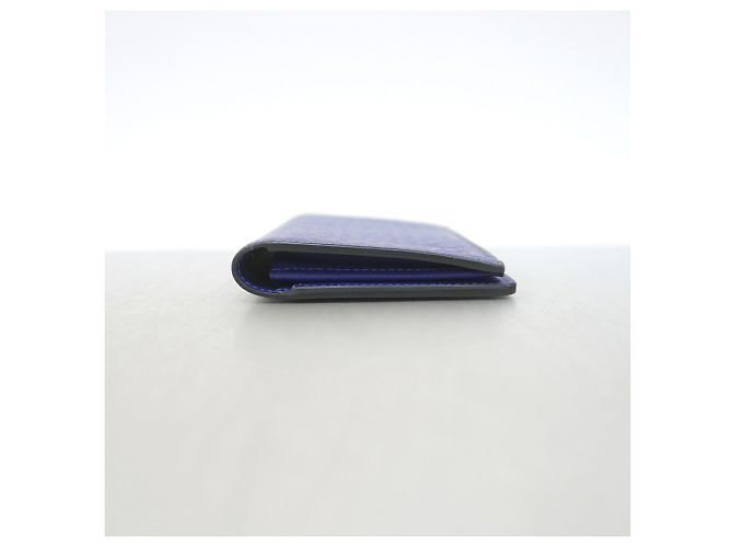Louis Vuitton Taiga Portefeuille Brazza Long Wallet Blue - view 2