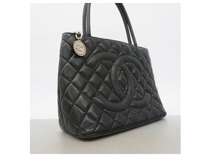 Bolso Tote Chanel de piel de becerro granulada negra Negro - vista 2