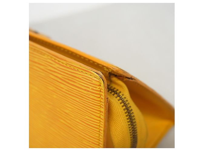 Louis Vuitton Epi Sac Triangle Handbag M52099 Jaune (Women's) Gelb - Ansicht 8