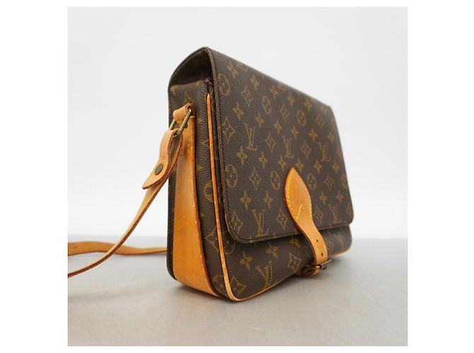 Bolsa de Ombro Louis Vuitton Monogram Cartouchiere GM Marrom - vista 2