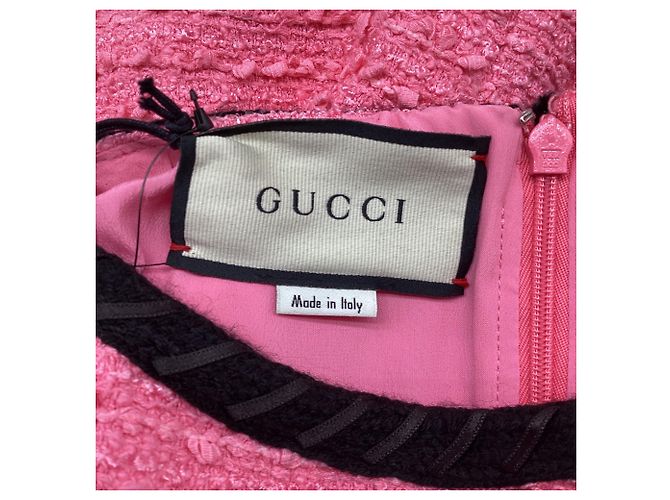 Mini abito Gucci ricamato in tweed rosa - vista 8