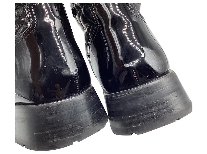 Chanel CC gesteppte Mid-Calf Combat Boots aus schwarzem Leder - Ansicht 8