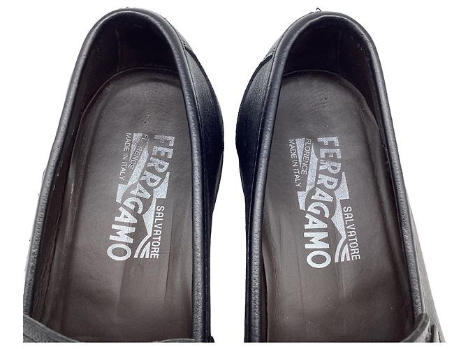 Salvatore Ferragamo Mocassini Ferragamo Gancini in pelle nera Nero - vista 10