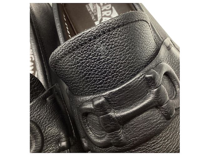 Salvatore Ferragamo Mocassini Ferragamo Gancini in pelle nera Nero - vista 9