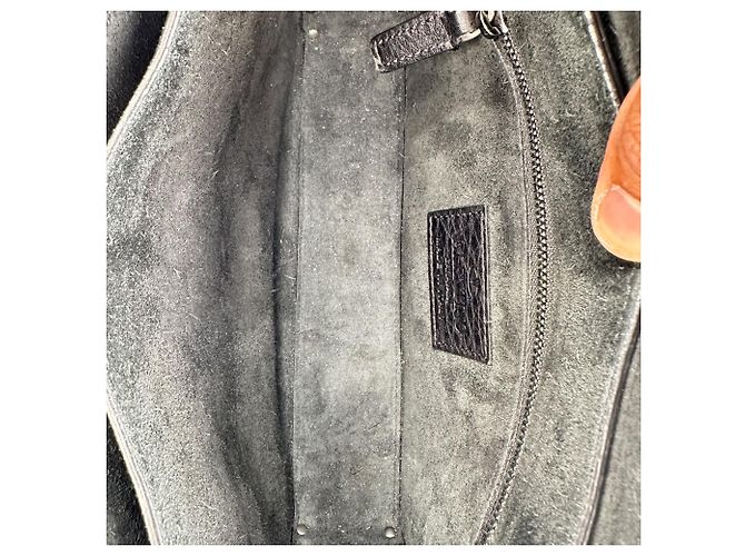 Bolsa de Ombro Rolling Rockstud Valentino Garavani em couro preto - vista 15