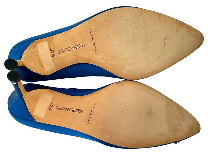 Décolleté Manolo Blahnik Hangisi Embellished in raso blu - vista 10