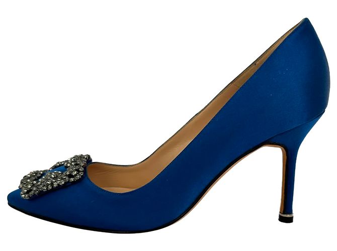Décolleté Manolo Blahnik Hangisi Embellished in raso blu - vista 7