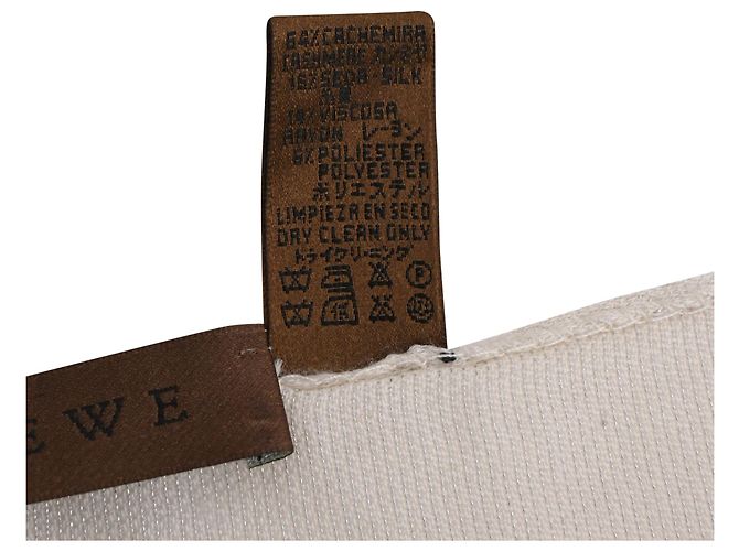 Cachecol com Franjas Anagram Loewe em Cashmere Branco Cru - vista 4